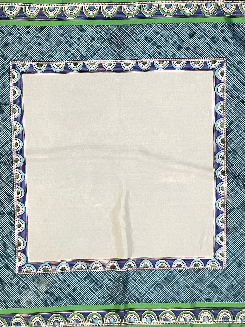 Vintage Vera Silk Blend Scarf 22 In Sq Good Condition - Picture 2 of 9